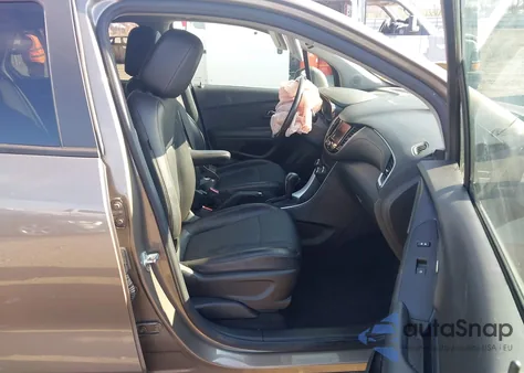 2021 Chevrolet Trax Fwd Lt from USA, damaged, VIN KL7CJLSM2MB360843